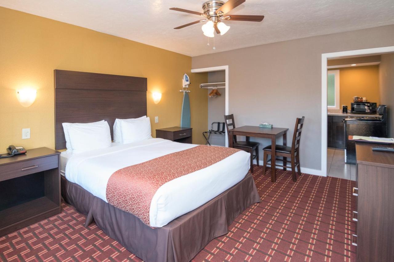 Capitol Hill Motel Портланд Екстериор снимка